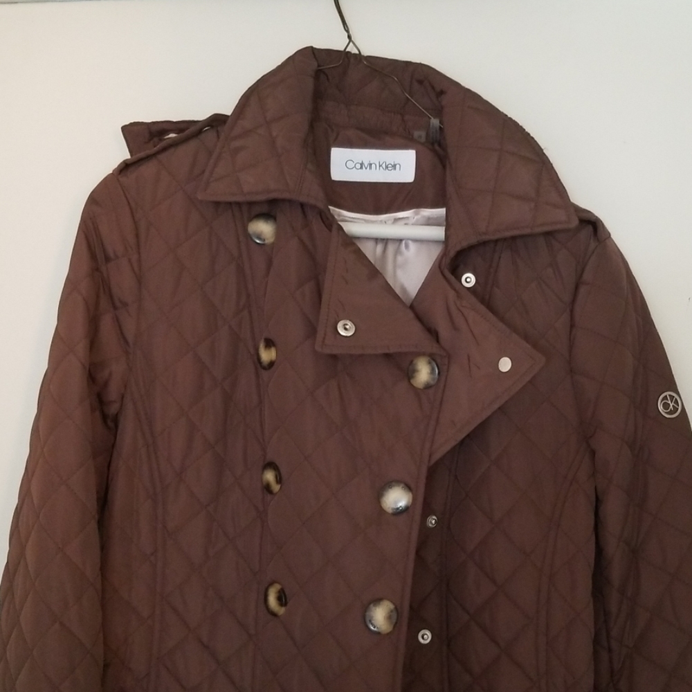 Coat - Picture 2 of 4